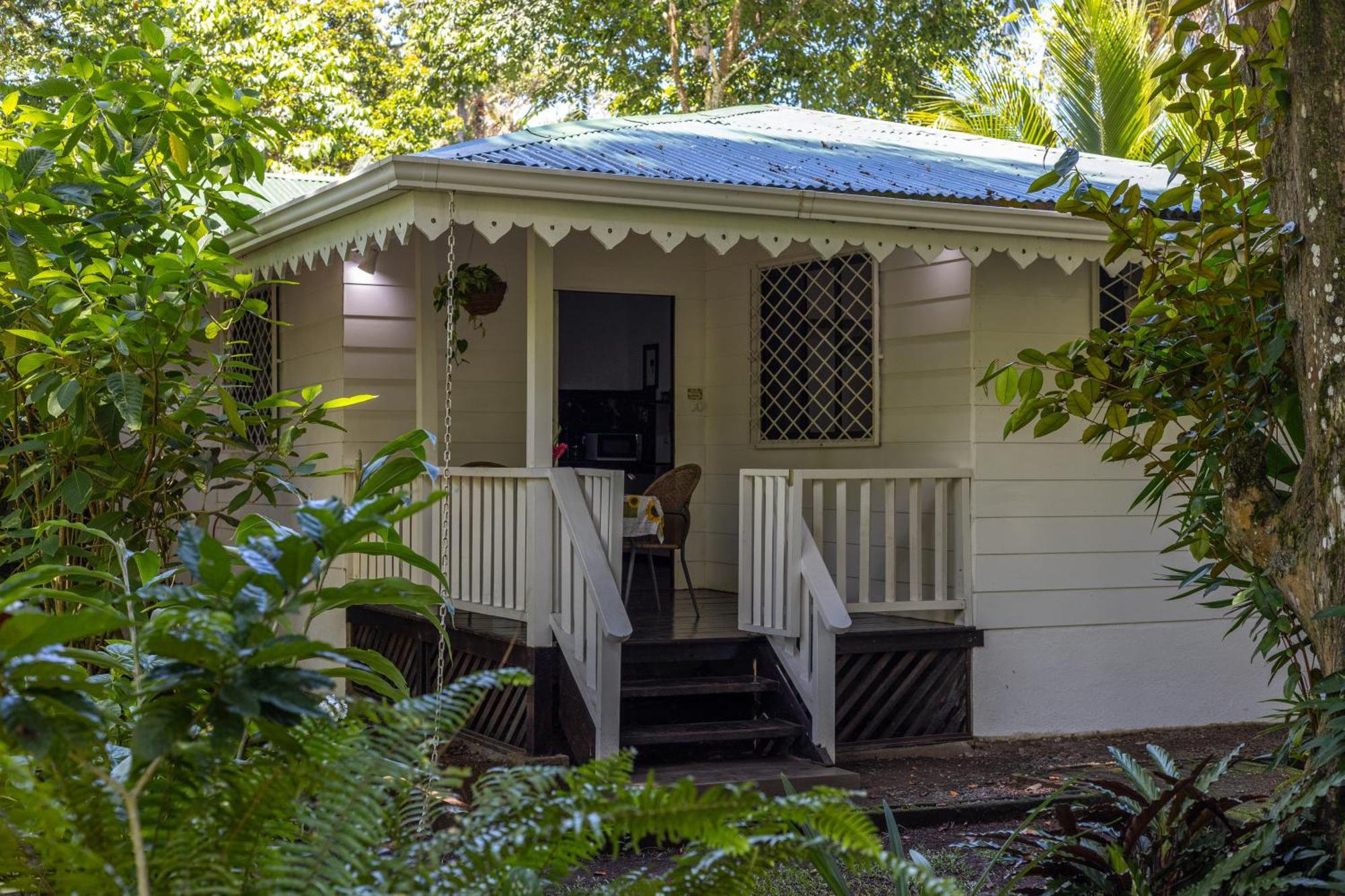 Playa Grande & Tree House Lodge